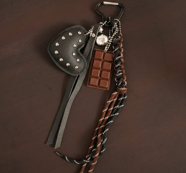 TILTIL Bag Charm Choco Brown - Things I Like Things I Love
