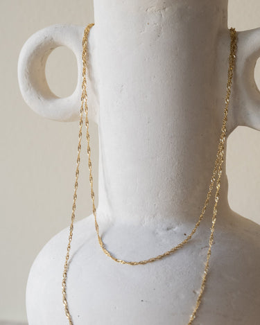 TILTIL Basic Necklace Losely Twisty Gold - Things I Like Things I Love
