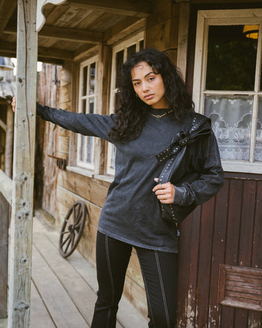 TILTIL Bow Stud Bag Black - Things I Like Things I Love