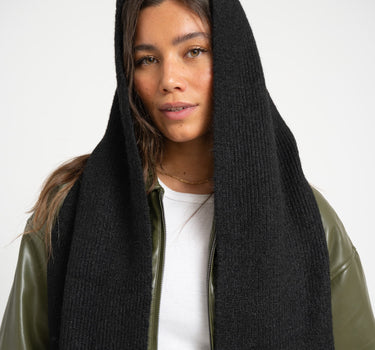 TILTIL Capuchon Scarf Black - Things I Like Things I Love