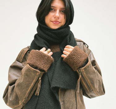 TILTIL Capuchon Scarf Black - Things I Like Things I Love