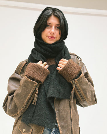 TILTIL Capuchon Scarf Black - Things I Like Things I Love