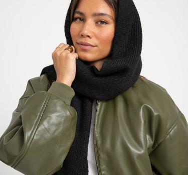 TILTIL Capuchon Scarf Black - Things I Like Things I Love