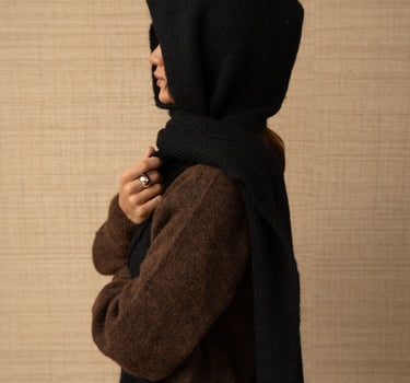 TILTIL Capuchon Scarf Black - Things I Like Things I Love