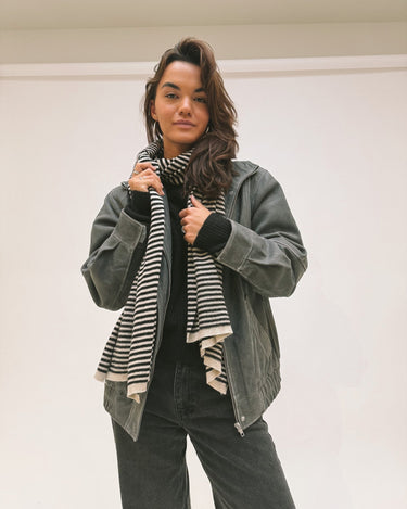 TILTIL Cassy Cashmere Scarf Stripe Black - Things I Like Things I Love