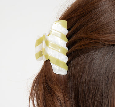 TILTIL Claw Clip Matcha Stripe Green - Things I Like Things I Love