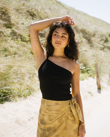 TILTIL Coco Strap Top Black - Things I Like Things I Love