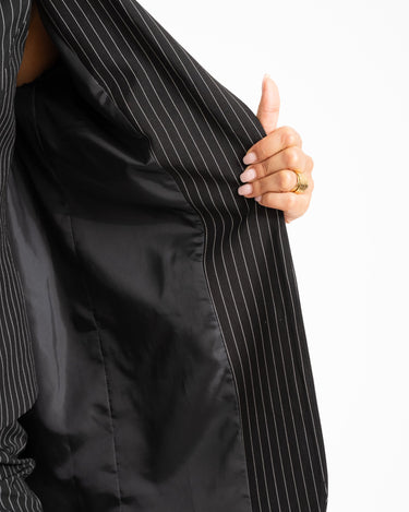 TILTIL Dana Blazer Black Pinstripe - Things I Like Things I Love