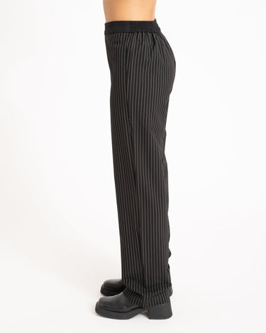 TILTIL Dana Pantalon Black Pinstripe - Things I Like Things I Love