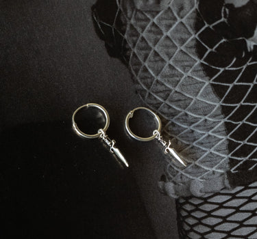 TILTIL Doris Dagger Hoop Silver - Things I Like Things I Love