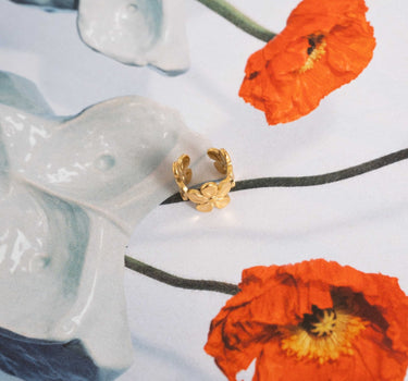TILTIL Ear Cuff Flowery Gold - Things I Like Things I Love