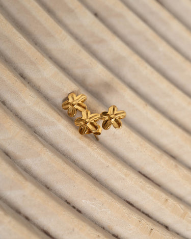 TILTIL Earrings Flower Stud Gold - Things I Like Things I Love