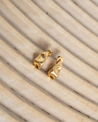 TiLTIL Earrings Josha Gold - Things I Like Things I Love
