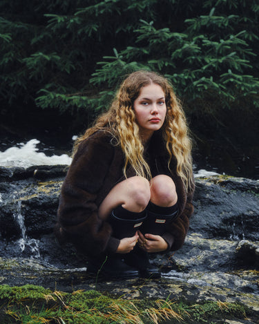 TILTIL Elena Furry Bomber Bruin - Things I Like Things I Love