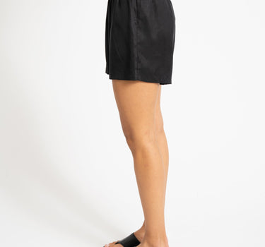 TILTIL Elin Short Tencel Black - Things I Like Things I Love