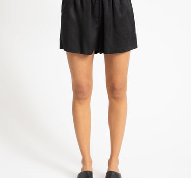 TILTIL Elin Short Tencel Black - Things I Like Things I Love