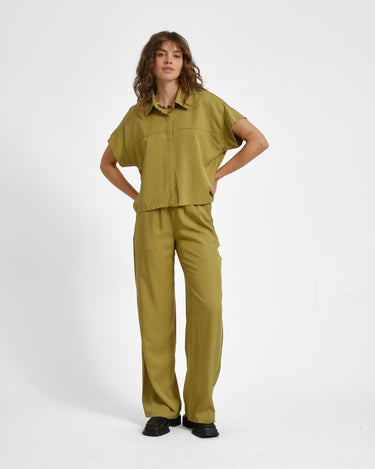 TILTIL Elin Tencel Shorts Moss Green - Things I Like Things I Love