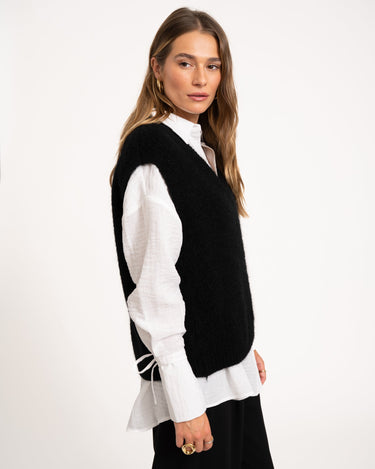 TILTIL Emma Spencer V - neck Black One Size - Things I Like Things I Love