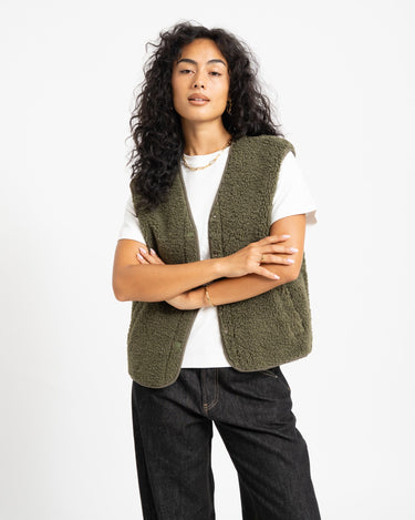 TILTIL Esmay Teddy Gilet Olijf - Things I Like Things I Love