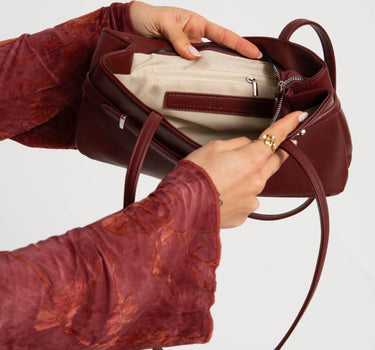 TILTIL Eve Belted Bag Bordeaux - Things I Like Things I Love