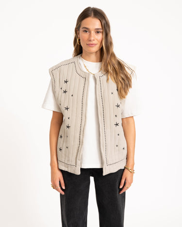 TILTIL Evi Emboidery Gilet Taupe - Things I Like Things I Love