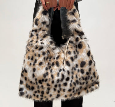 TILTIL Fluffy Bag Snow Leopard Off White - Things I Like Things I Love