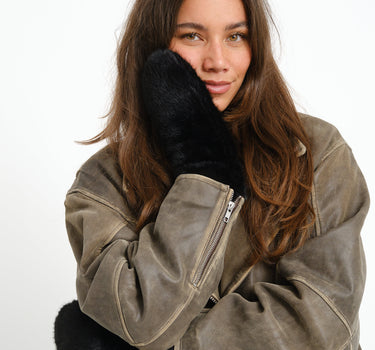 TILTIL Gloves Bormio Black - Things I Like Things I Love