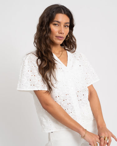 TILTIL Hailey Shortsleeve Blouse White - Things I Like Things I Love