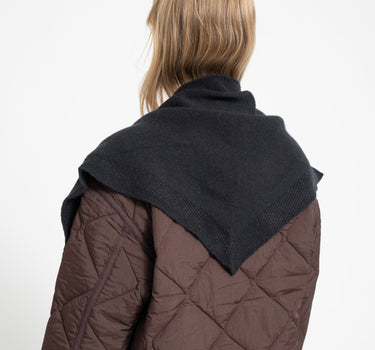 TILTIL Hally Triangle Scarf Black - Things I Like Things I Love