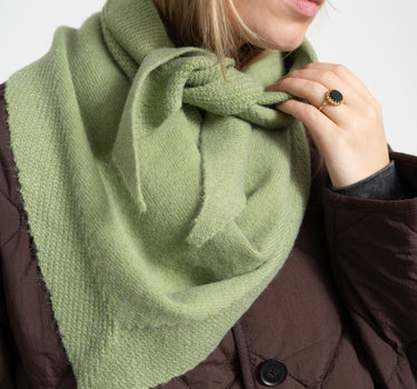 TILTIL Hally Triangle Scarf Green - Things I Like Things I Love