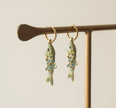 TILTIL Hoop Goldplated Fishy Friend Blue/Green - Things I Like Things I Love
