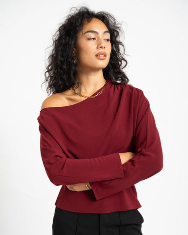 TILTIL Ida Off Shoulder Longsleeve Bordeaux - Things I Like Things I Love