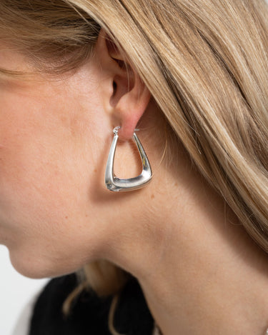 TILTIL Izzy Chunky Hoop Silver - Things I Like Things I Love