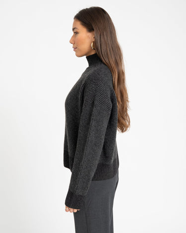TILTIL Jackie Contrasted Mockneck Pullover Black - Things I Like Things I Love