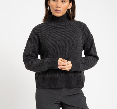 TILTIL Jackie Contrasted Mockneck Pullover Black - Things I Like Things I Love
