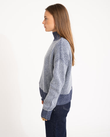 TILTIL Jackie Contrasted Mockneck Pullover Blue - Things I Like Things I Love