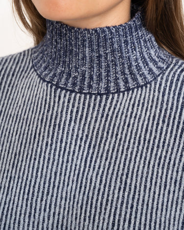 TILTIL Jackie Contrasted Mockneck Pullover Blue - Things I Like Things I Love