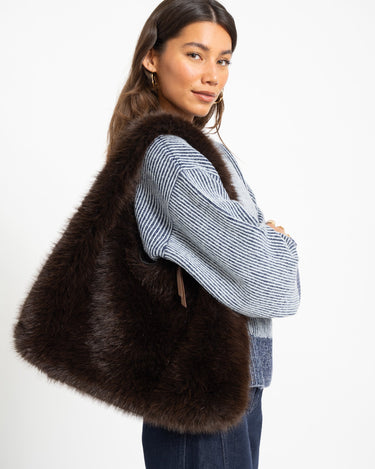 TILTIL Jackie Oversized Knit Pullover Blauw - Things I Like Things I Love