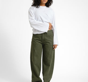 TILTIL Joa Barrel Jeans Donkergroen - Things I Like Things I Love