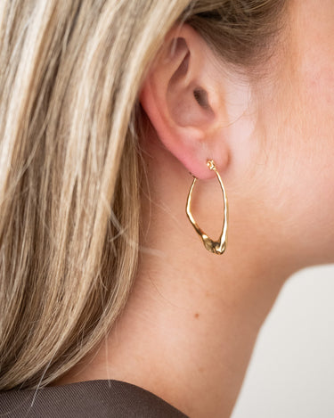 TILTIL Jovie Structured Earrings Goud - Things I Like Things I Love