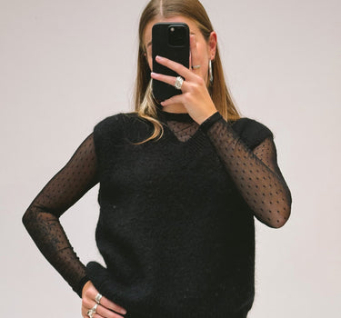 TILTIL Kara Dotted Longsleeve Black - Things I Like Things I Love
