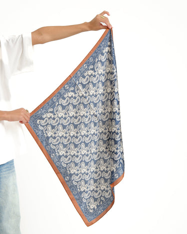 TILTIL Kaya Scarf Paisley Donkerblauw - Things I Like Things I Love