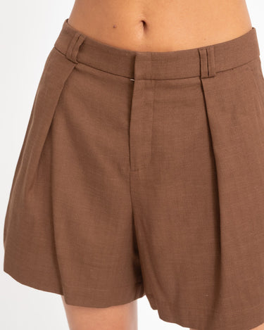 TILTIL Leya Pleated Short Brown - Things I Like Things I Love