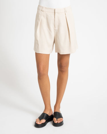 TILTIL Leya Pleated Short Sand - Things I Like Things I Love
