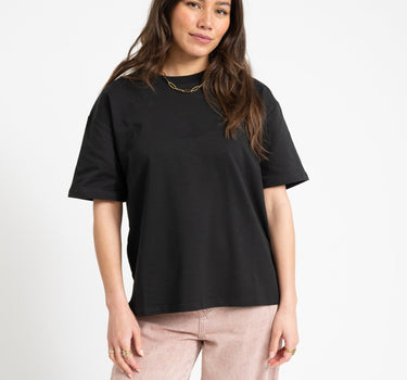 TILTIL Louis Tee Black - Things I Like Things I Love