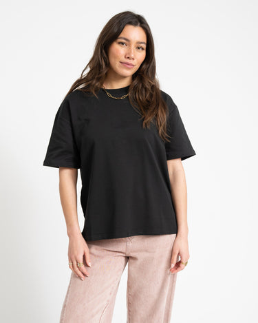 TILTIL Louis Tee Black - Things I Like Things I Love