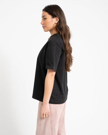 TILTIL Louis Tee Black - Things I Like Things I Love