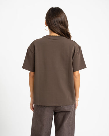 TILTIL Louis Tee Dark Brown - Things I Like Things I Love