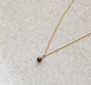 TILTIL Love Gemstone Necklace Goud Garnet - Things I Like Things I Love