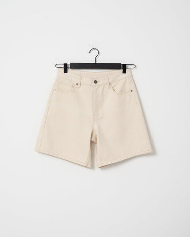 TILTIL Lulu Mid Length Short Offwhite - Things I Like Things I Love